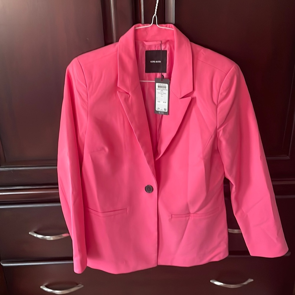 Brand new with Tags Vero Moda Blazer